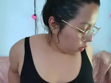 DiamondJo free chat on liveonude Image 2