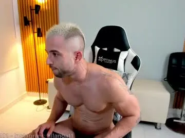 ftmsebas free chat on liveonude Image 3