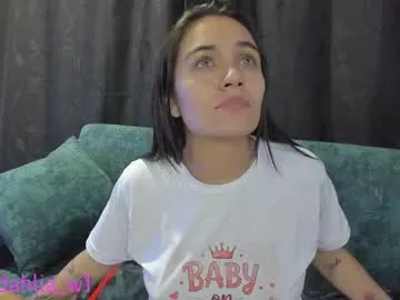 mandarinkaa free chat on liveonude Image 14