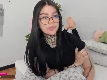 sexyblondebush free chat on liveonude Image 4