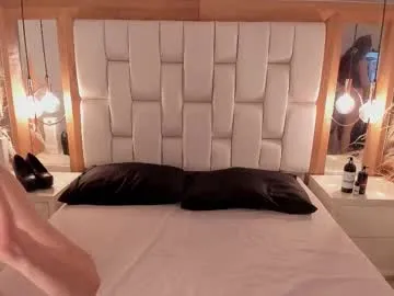 chloe_jeense free chat on liveonude Image 9