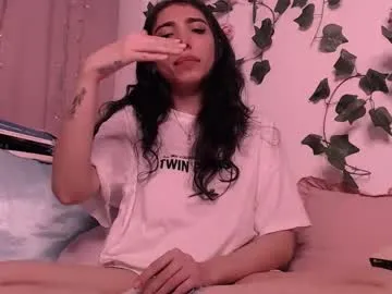 agatha__milf free chat on liveonude Image 16