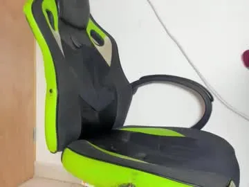 xunybany free chat on liveonude Image 13