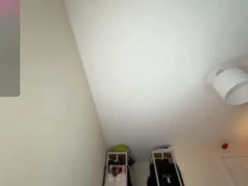 ELENA-XXX free chat on liveonude Image 14