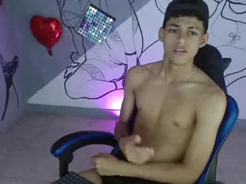 ftmbiggestclit free chat on liveonude Image 4