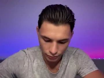 HEYBANANA free chat on liveonude Image 6