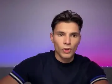 HEYBANANA free chat on liveonude Image 7