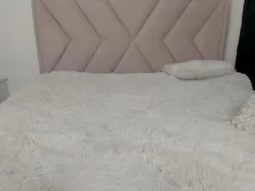 DiamondJo free chat on liveonude Image 16