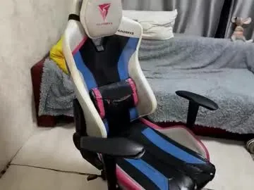 HEYBANANA free chat on liveonude Image 19