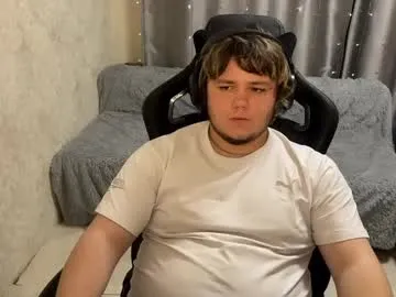 HEYBANANA free chat on liveonude Image 4