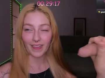 NatashaRouge free chat on liveonude Image 10