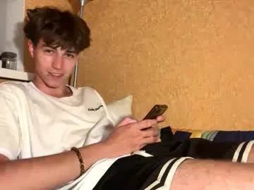 DiamondJo free chat on liveonude Image 2