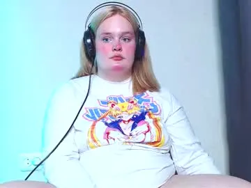 BELBIG free chat on liveonude Image 19