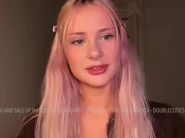 DiamondJo free chat on liveonude Image 16