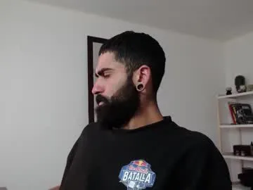 BELBIG free chat on liveonude Image 16