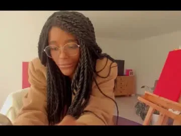 HEYBANANA free chat on liveonude Image 11