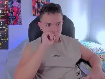 xunybany free chat on liveonude Image 16