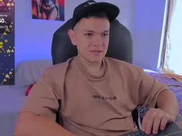 xunybany free chat on liveonude Image 17