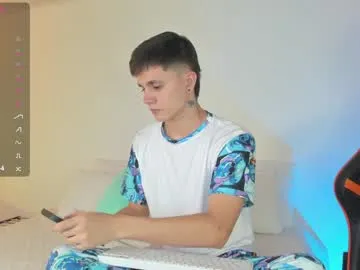 dustinlevine free chat on liveonude