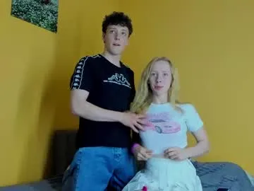 DiamondJo free chat on liveonude Image 2