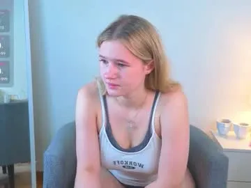 sarah_haggai free chat on liveonude Image 10