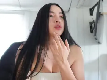 DiamondJo free chat on liveonude Image 8