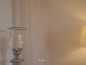 PinkFoxya free chat on liveonude Image 6