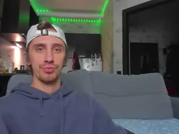 MiaLiaHot free chat on liveonude Image 15