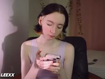 dafni_mon free chat on liveonude Image 10