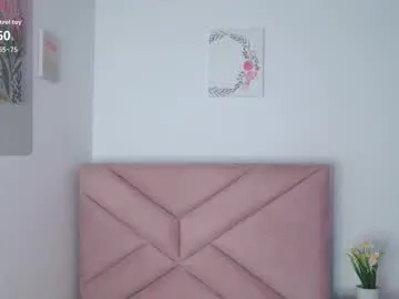 escar_let free chat on liveonude Image 7