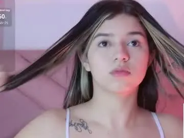 escar_let free chat on liveonude Image 9