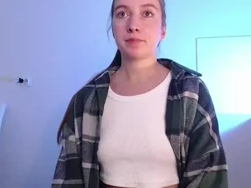 -Little-Devil free chat on liveonude Image 17