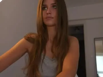 xunybany free chat on liveonude Image 8