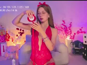 DiamondJo free chat on liveonude Image 17