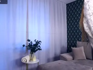 AnalTaxi free chat on liveonude Image 13