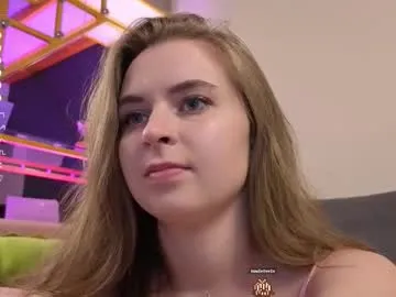 23-Mandarinka free chat on liveonude Image 15