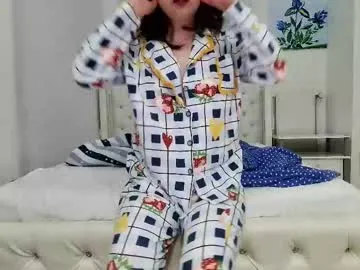 Wild-Angel777 free chat on liveonude Image 12