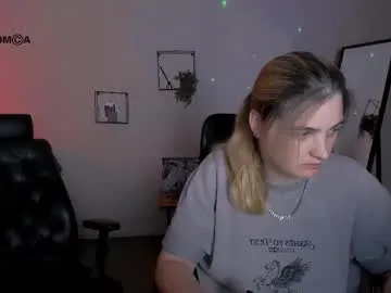 DiamondJo free chat on liveonude Image 10