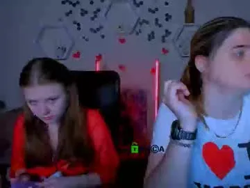 DiamondJo free chat on liveonude Image 14