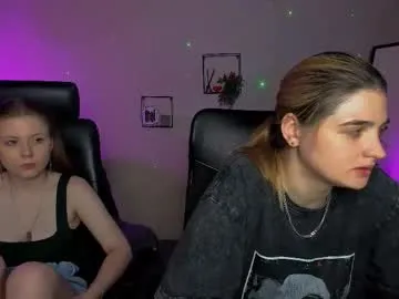 DiamondJo free chat on liveonude Image 4