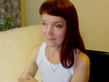 MiaLiaHot free chat on liveonude Image 2