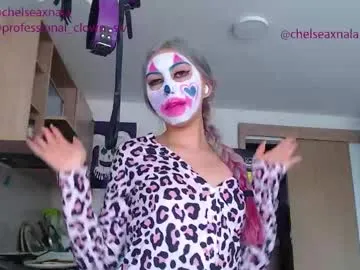 DiamondJo free chat on liveonude Image 12