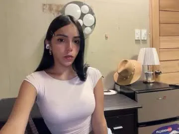 milabunny_ free chat on liveonude Image 16