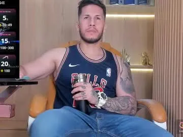 veronicaredonda free chat on liveonude Image 15