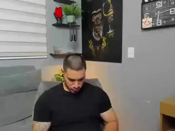 DiamondJo free chat on liveonude Image 13