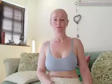 Katyushaa free chat on liveonude Image 2