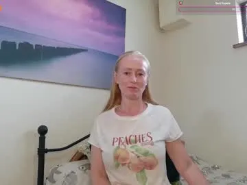 Katyushaa free chat on liveonude Image 4