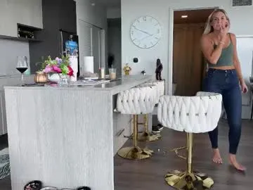 hold-me-tight free chat on liveonude Image 14