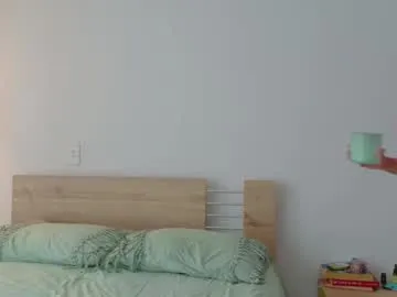 PinkFoxya free chat on liveonude Image 3