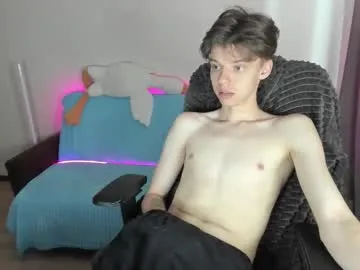 HEYBANANA free chat on liveonude Image 7